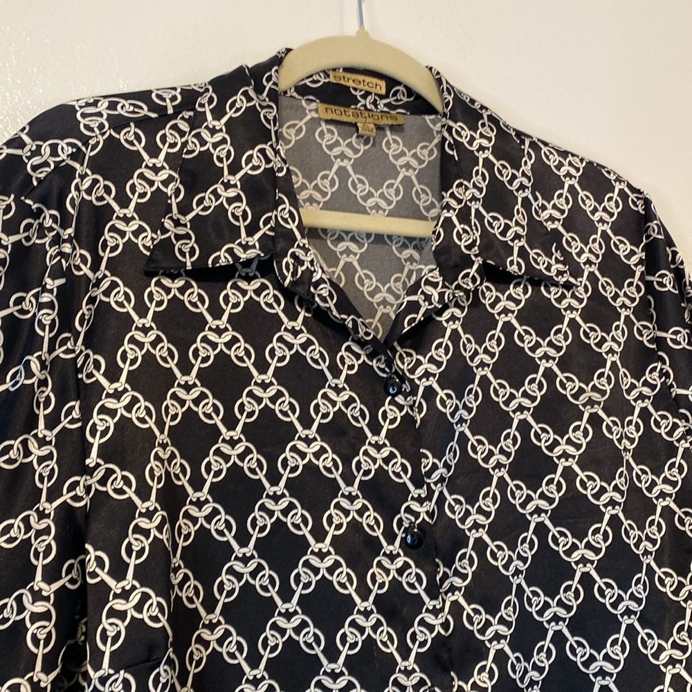 NOTATIONS long sleeve Blouse chain design Plus Curvy XL - Picture 1 of 8